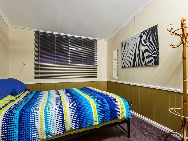 18 Kentucky St, Redbank Plains QLD 4301