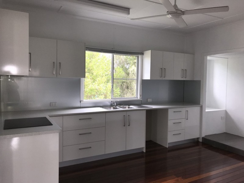 47 Dwyer Street, Silkstone QLD 4304