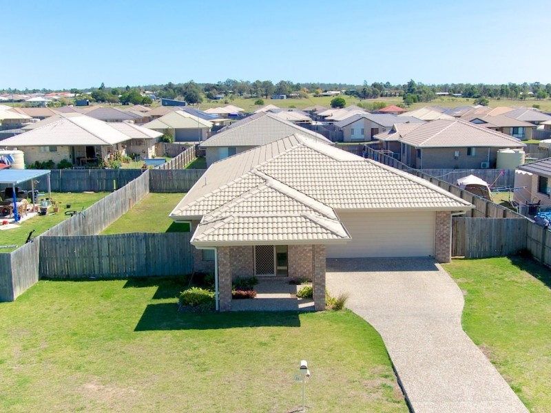 24 Haslingden Park Dr, Lowood QLD 4311