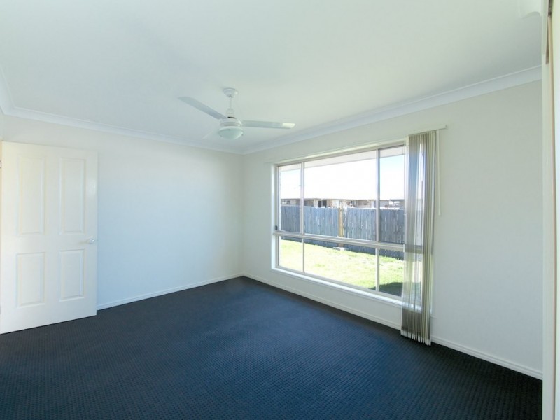 24 Haslingden Park Dr, Lowood QLD 4311