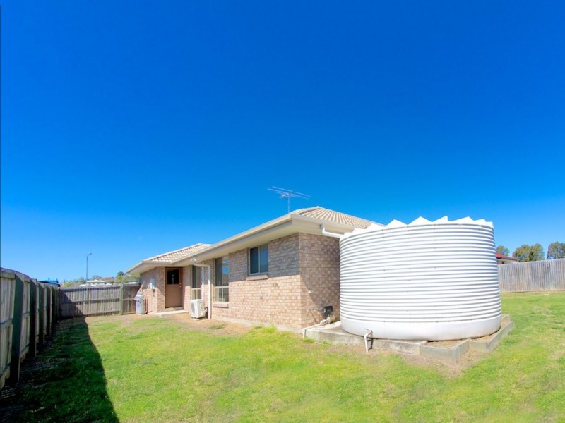 24 Haslingden Park Dr, Lowood QLD 4311