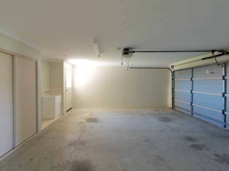 24 Haslingden Park Dr, Lowood QLD 4311