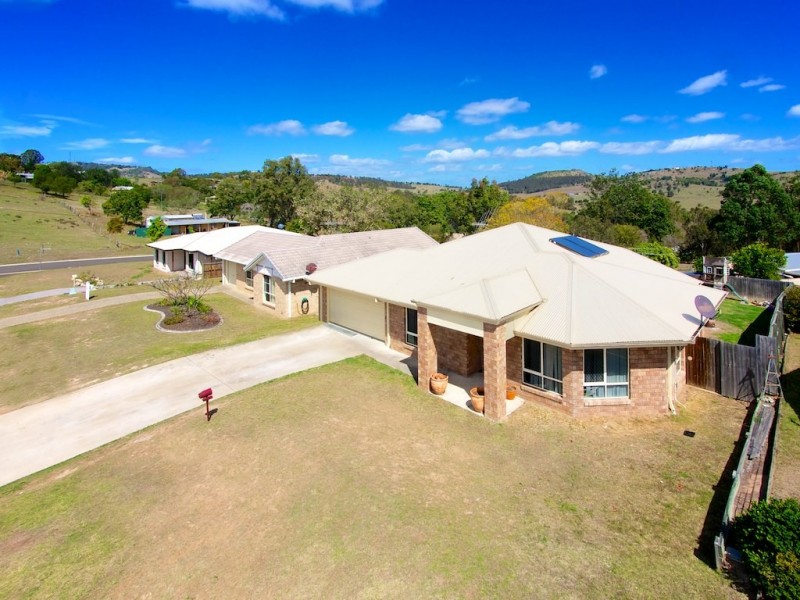 5 Banksia Crt, Lowood QLD 4311