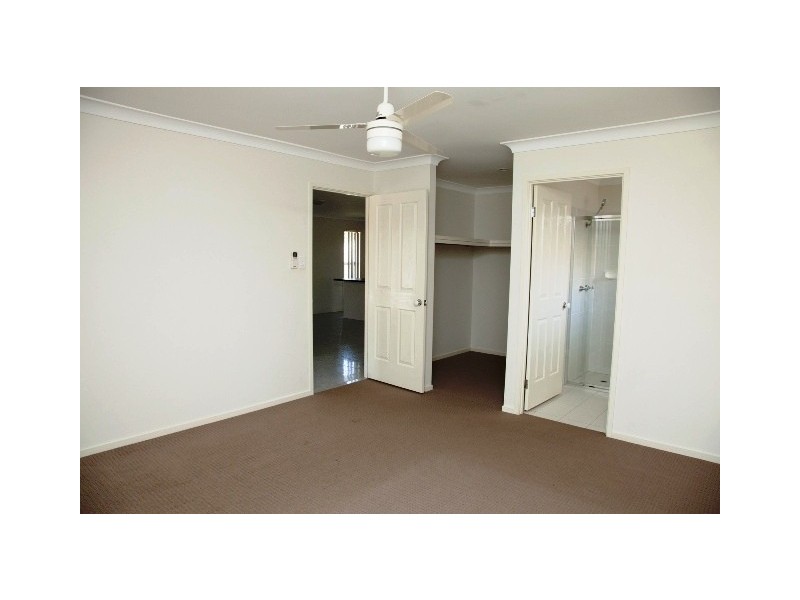 38 Honeywood Dr, Fernvale QLD 4306