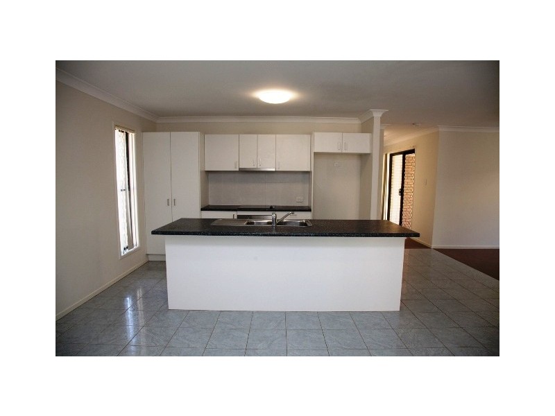 38 Honeywood Dr, Fernvale QLD 4306