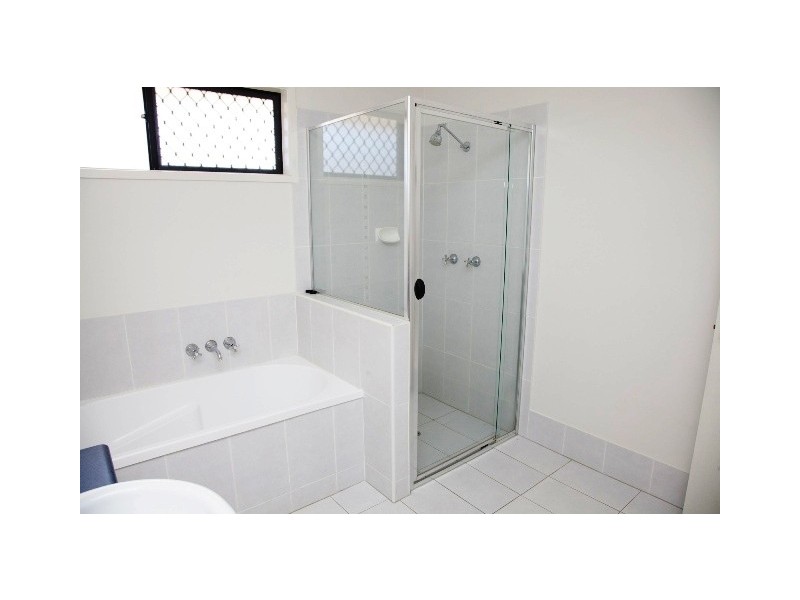 38 Honeywood Dr, Fernvale QLD 4306