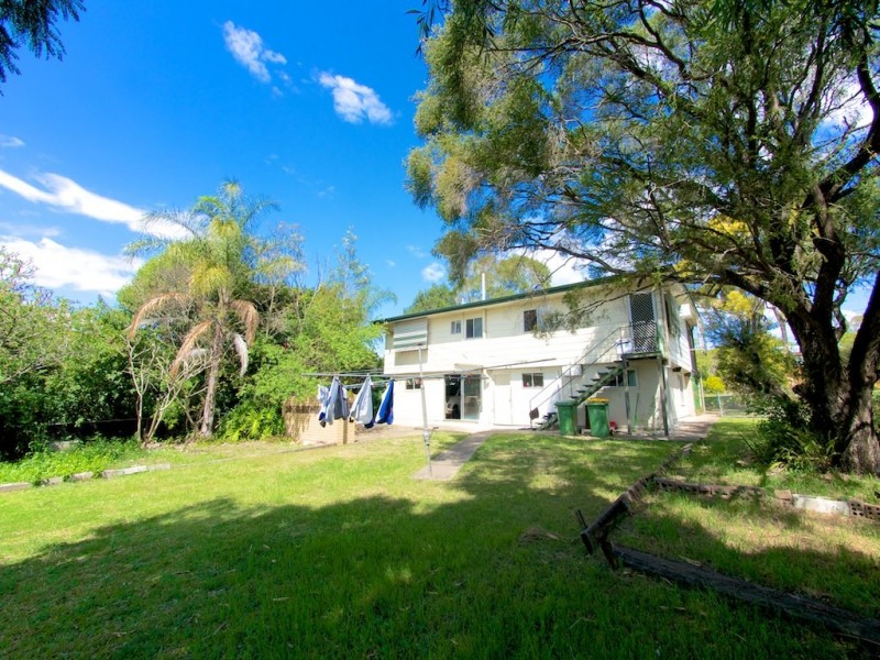 12 Mary Street, Flinders View QLD 4305