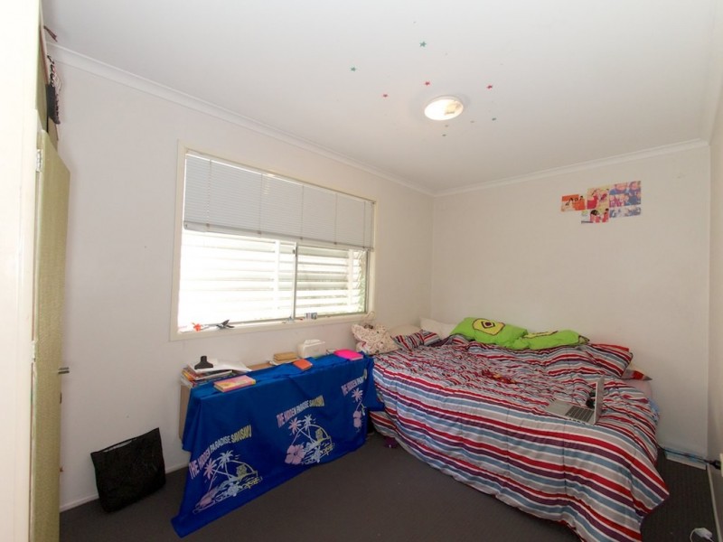 12 Mary Street, Flinders View QLD 4305