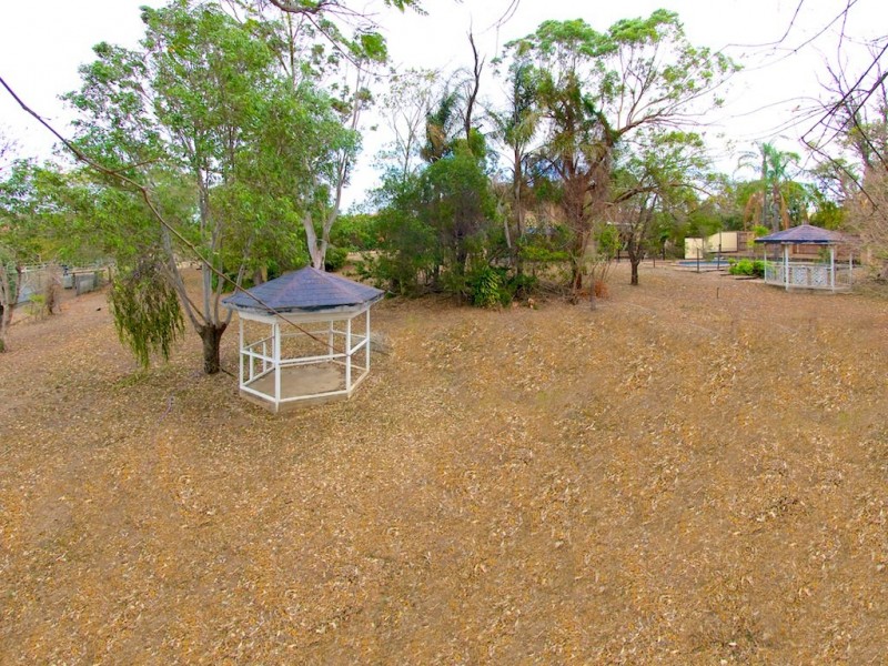 31 Fairfield Rd, Lowood QLD 4311