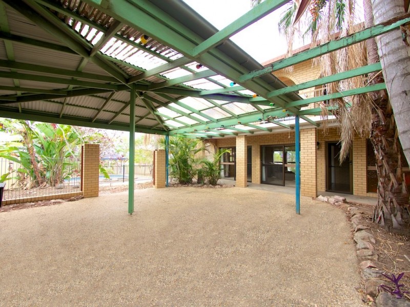 31 Fairfield Rd, Lowood QLD 4311
