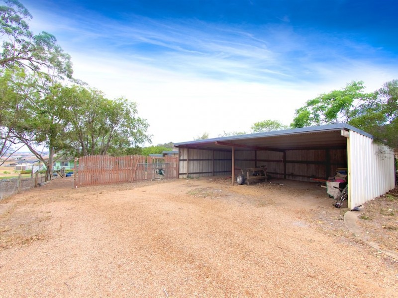 31 Fairfield Rd, Lowood QLD 4311