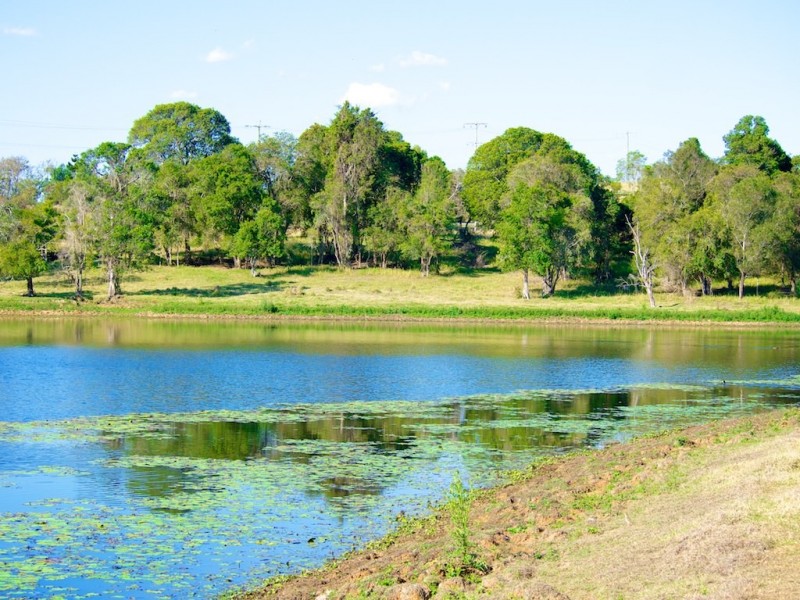 2406 Warrego Highway, Haigslea QLD 4306