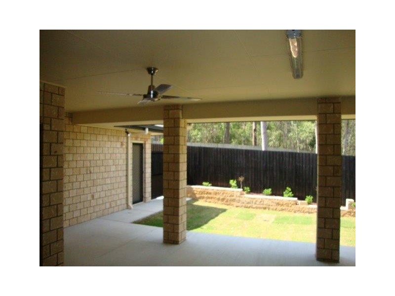 25 Westaway Crescent, Bellbowrie QLD 4070