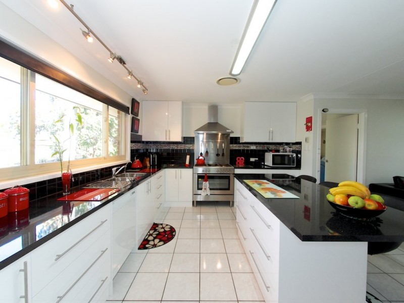 129 Coopers Rd, Willowbank QLD 4306