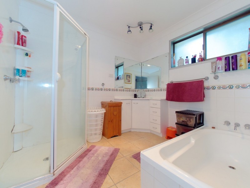 313 Mount Crosby Road, Chuwar QLD 4306