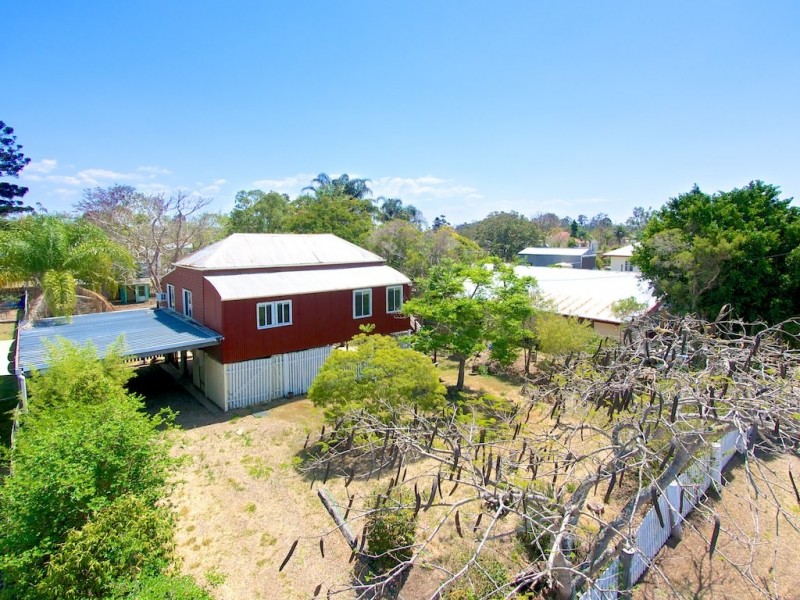 19 James St, Lowood QLD 4311
