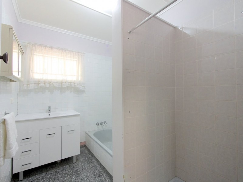 39 Charmaine Street, Moorooka QLD 4105