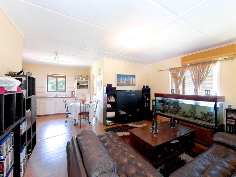 22 Charlotte Street, Basin Pocket QLD 4305