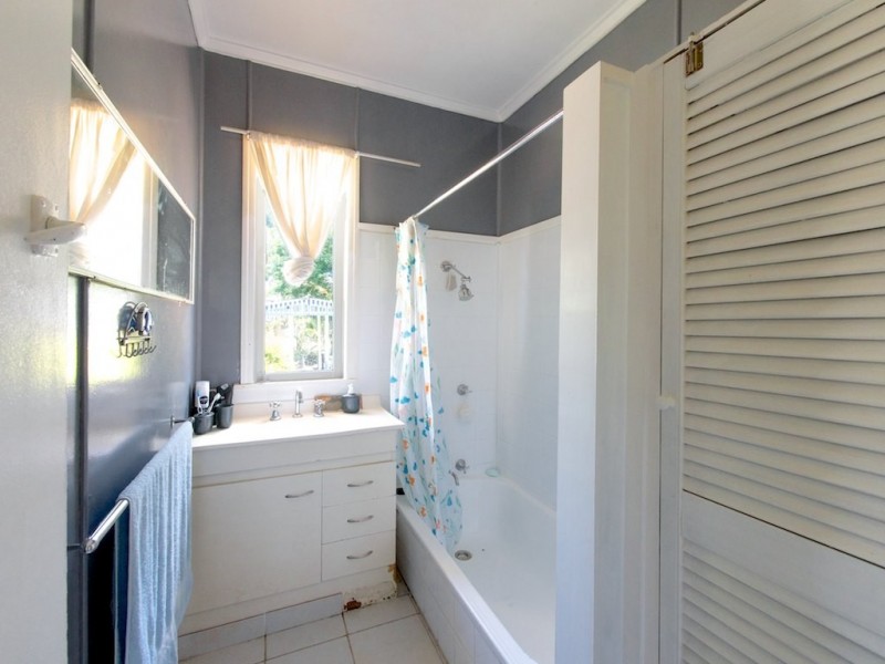 22 Charlotte Street, Basin Pocket QLD 4305