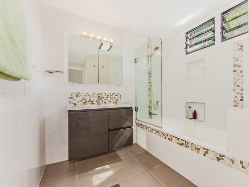 76 Bergin Street, North Booval QLD 4304