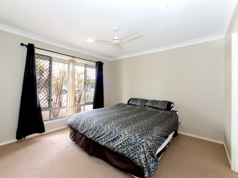 9 Angela Place, Yamanto QLD 4305