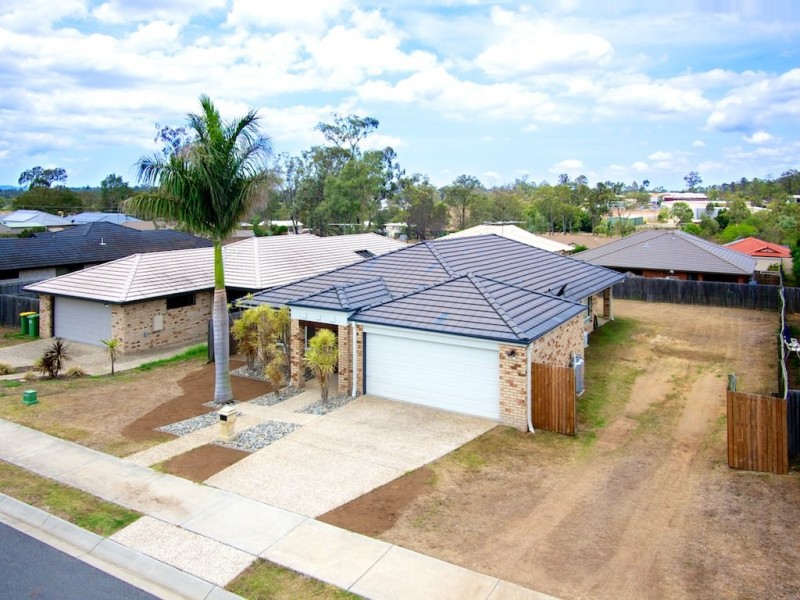 9 Angela Place, Yamanto QLD 4305