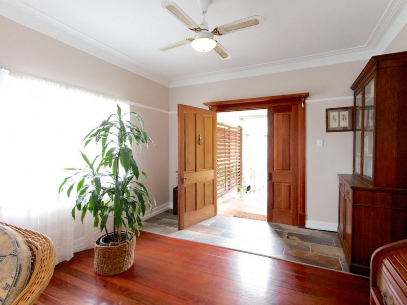 41 Williams Street, Coalfalls QLD 4305