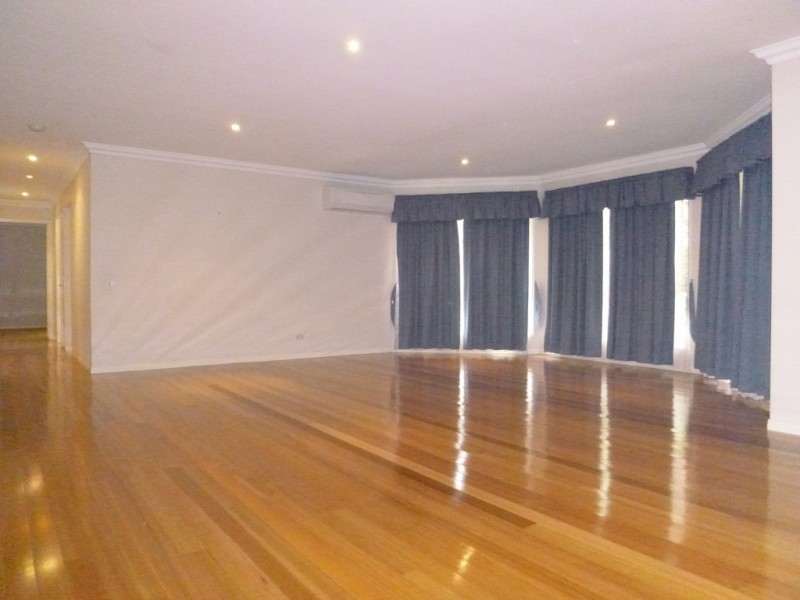 38 Mimosa Lane, Moggill QLD 4070