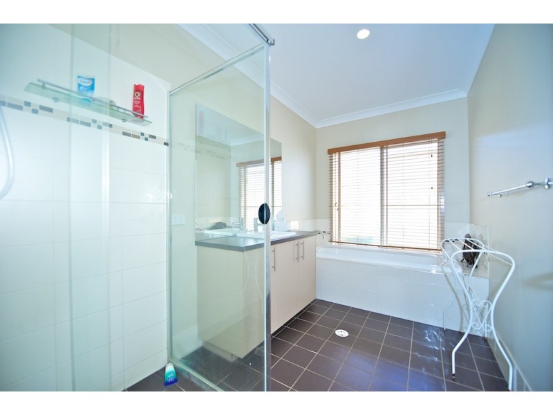 106 Lowood Minden Road, Lowood QLD 4311