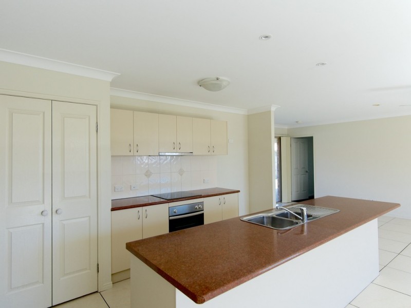 24 Haslingden Park Drive, Lowood QLD 4311