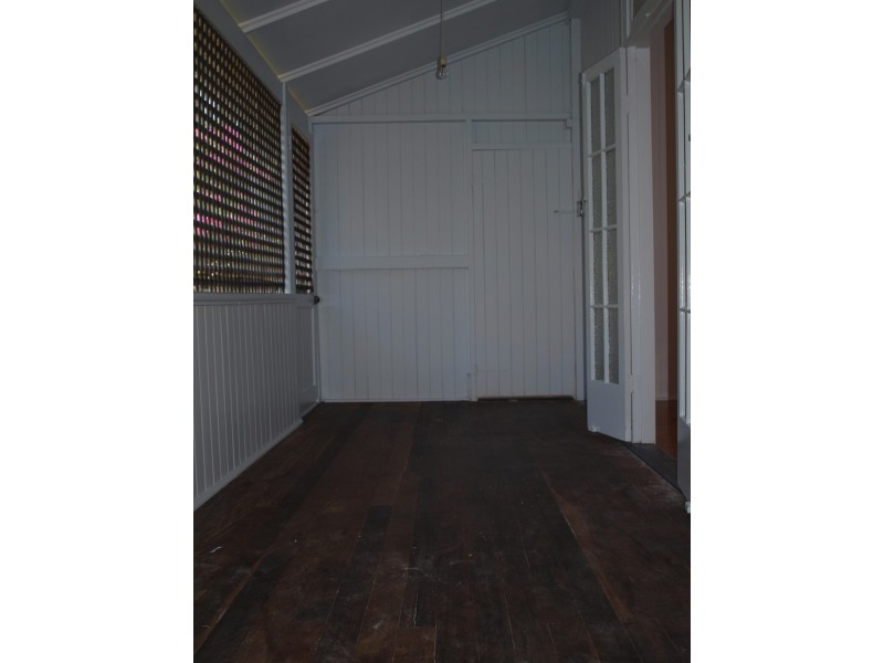 27 Fewings, Toowong QLD 4066