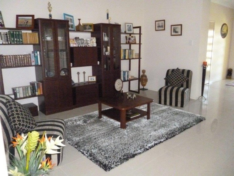 163 Beaufort Cres, Moggill QLD 4070