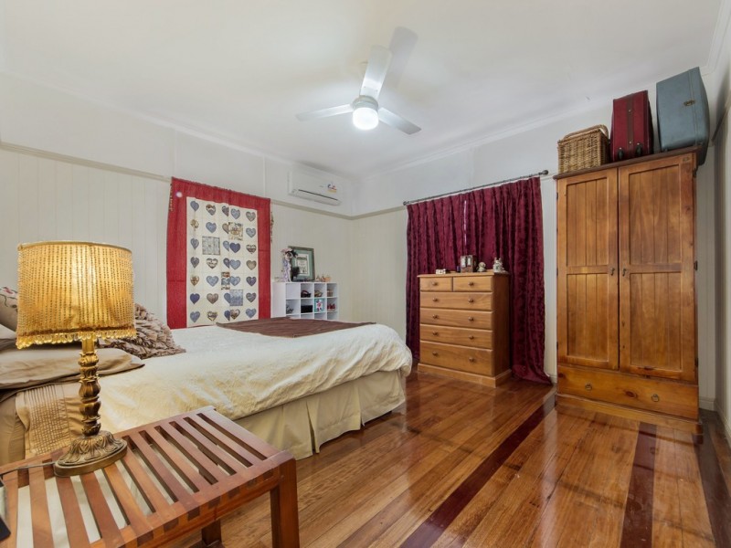 24 Currey Street, Brassall QLD 4305