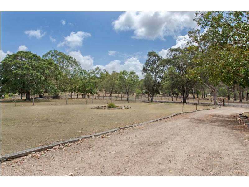 197 Rose Ave, Minden QLD 4311