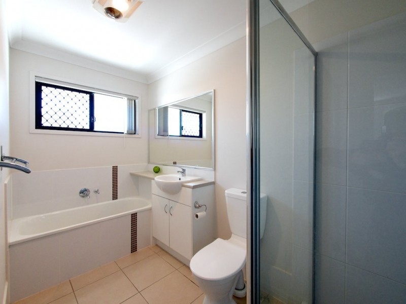 12/2 Sienna, Ellen Grove QLD 4078