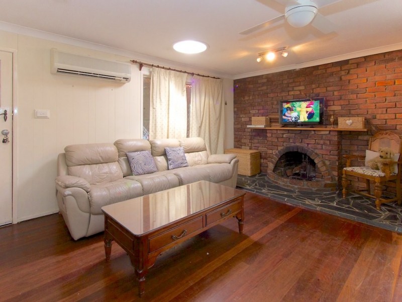 24 Kuring-Gai Ave, Tarragindi QLD 4121