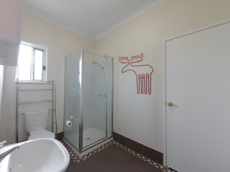 24 Kuring-Gai Ave, Tarragindi QLD 4121