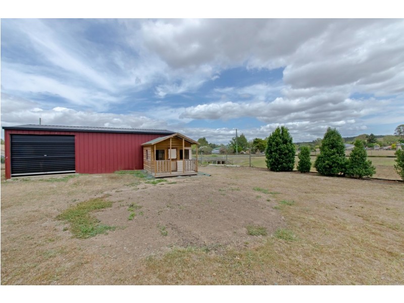 229 Rose Ave, Minden QLD 4311