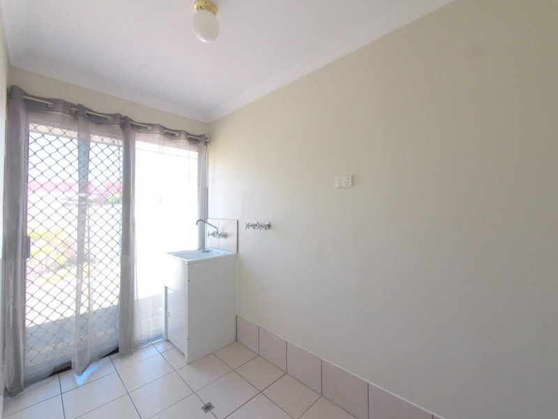 2/13 Iroquois Court, Brassall QLD 4305