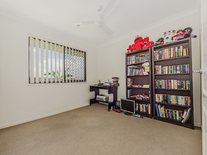 43 Harold Reinhardt Dr, Redbank Plains QLD 4301