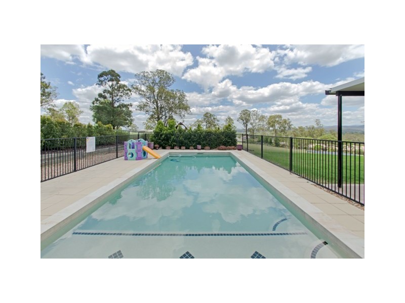 20 Natan Rd, Fernvale QLD 4306