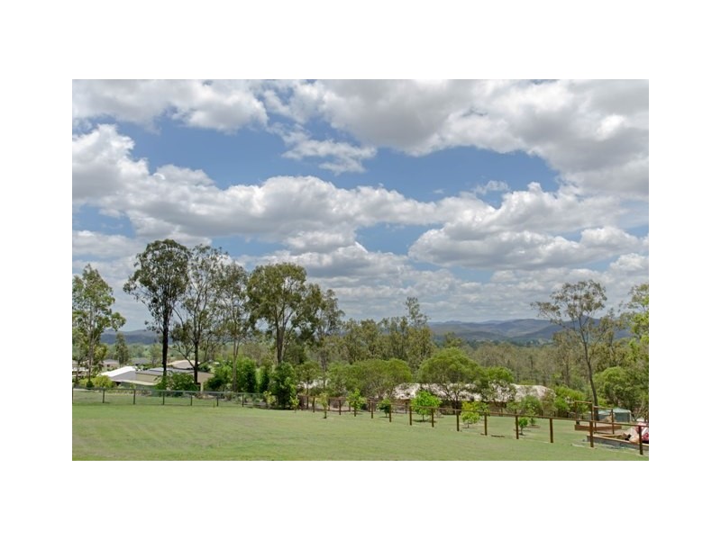 20 Natan Rd, Fernvale QLD 4306