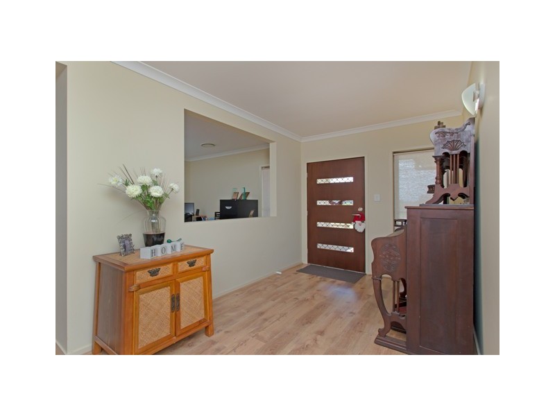 20 Natan Rd, Fernvale QLD 4306