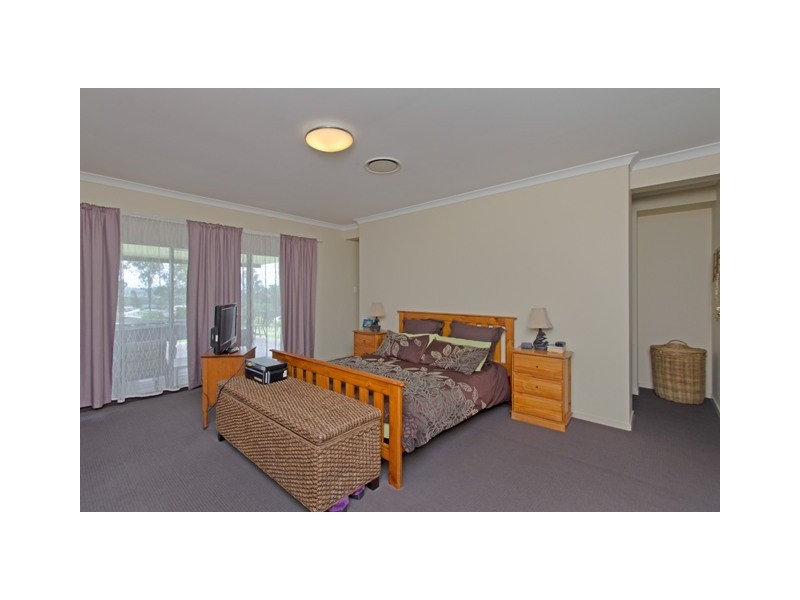 20 Natan Rd, Fernvale QLD 4306