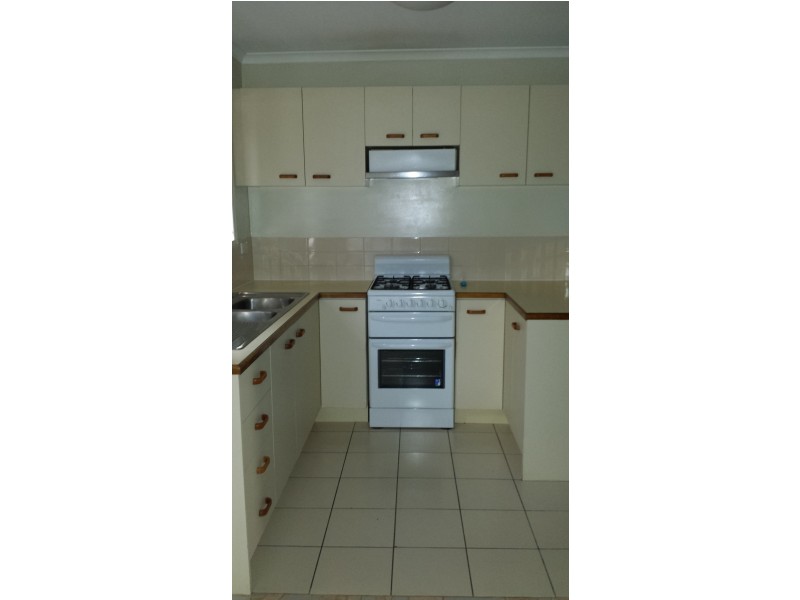 16/12 Bergin Street, Booval QLD 4304