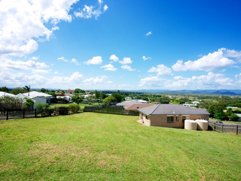 30 Ramsey Court, Lowood QLD 4311