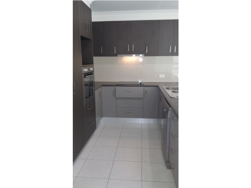 1 Freya Street, Brassall QLD 4305