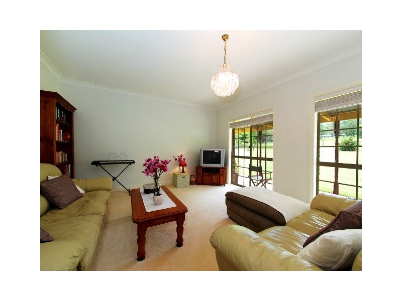 88 Poole Rd, Fernvale QLD 4306
