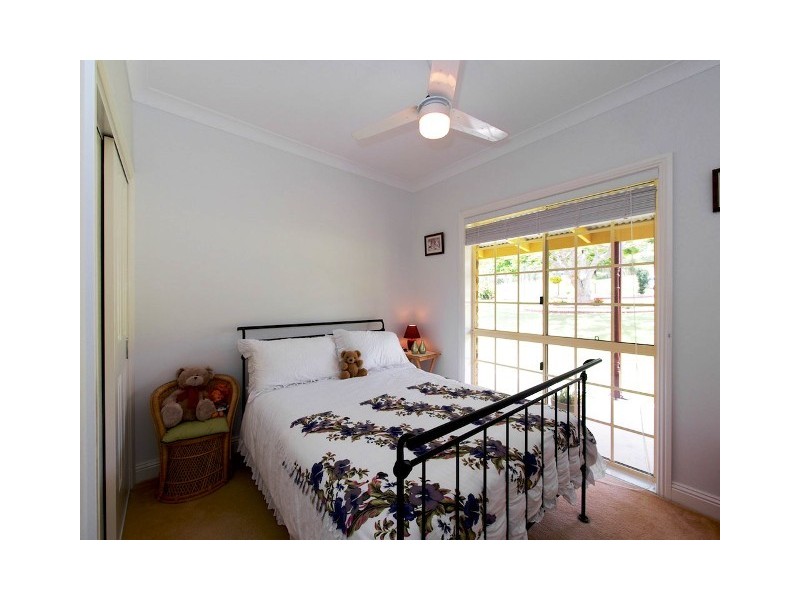 88 Poole Rd, Fernvale QLD 4306