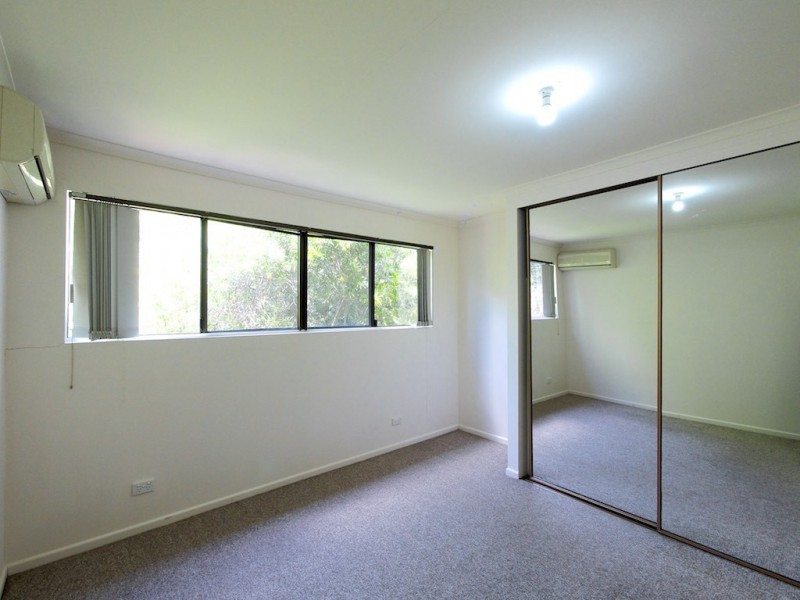 4/60 Railway Street, Booval QLD 4304